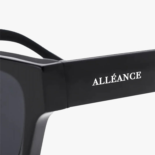 Alléance Sunglasses Black.